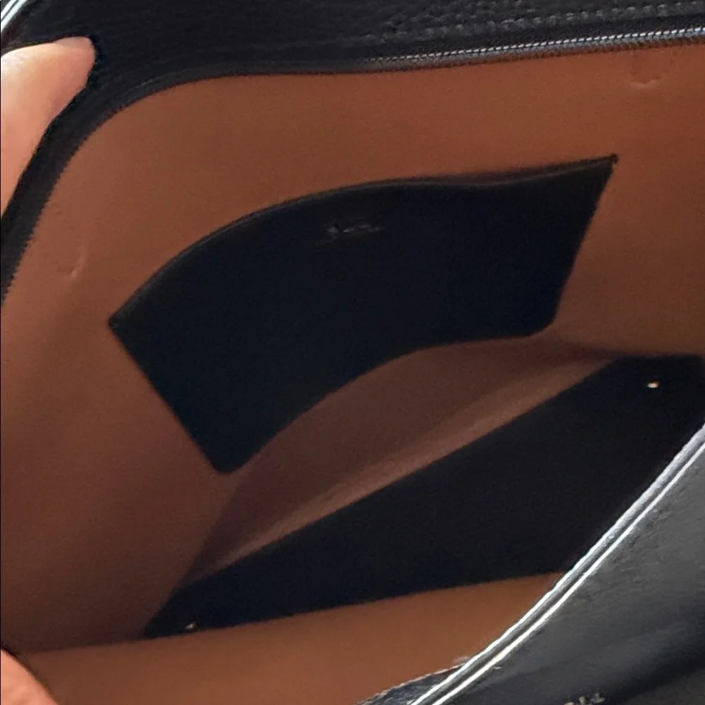 Lauren Ralph Lauren Black Leather Tote Bag – Like New - Picture 17 of 17